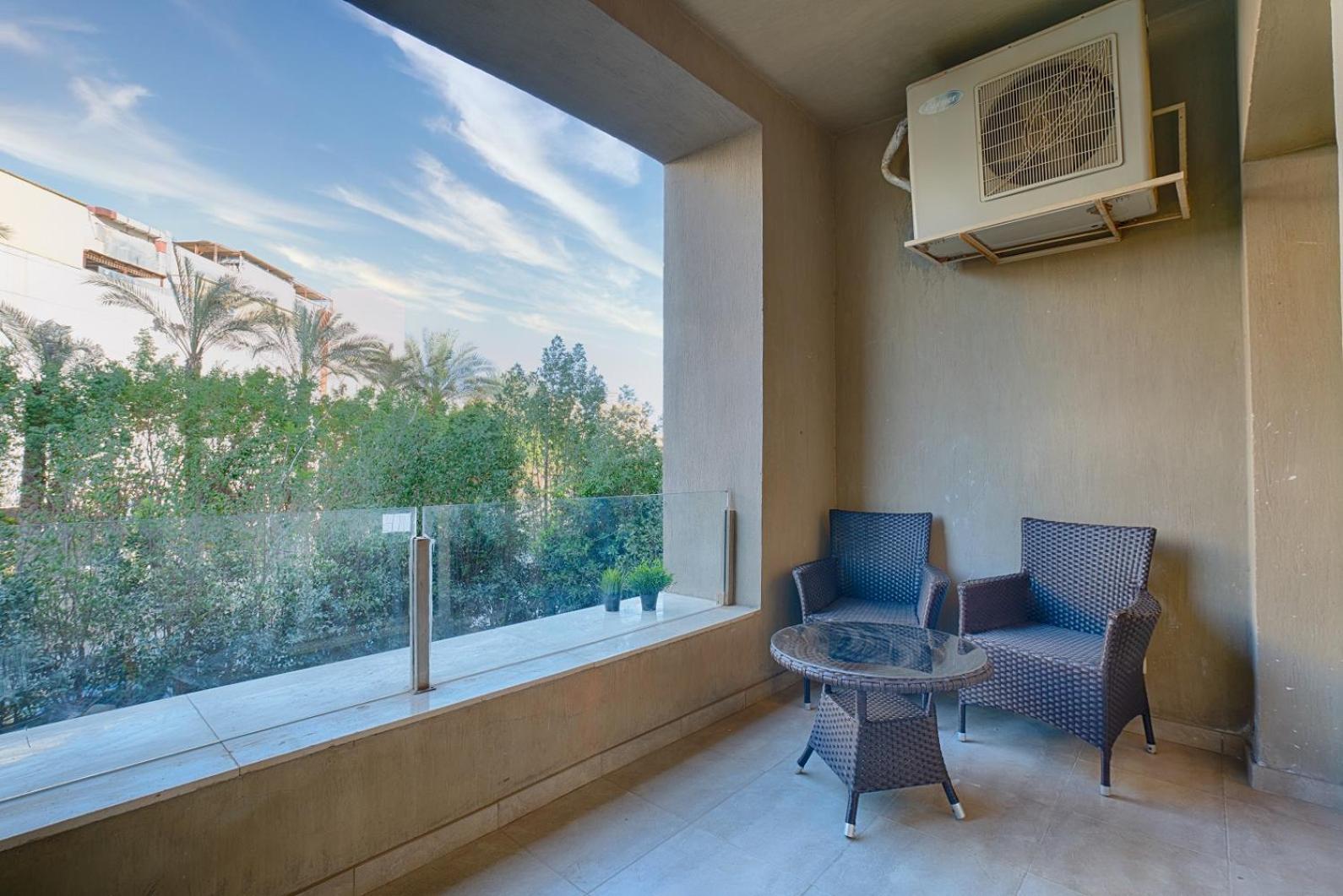 Apartment The Residential Near Auc By Elegant *