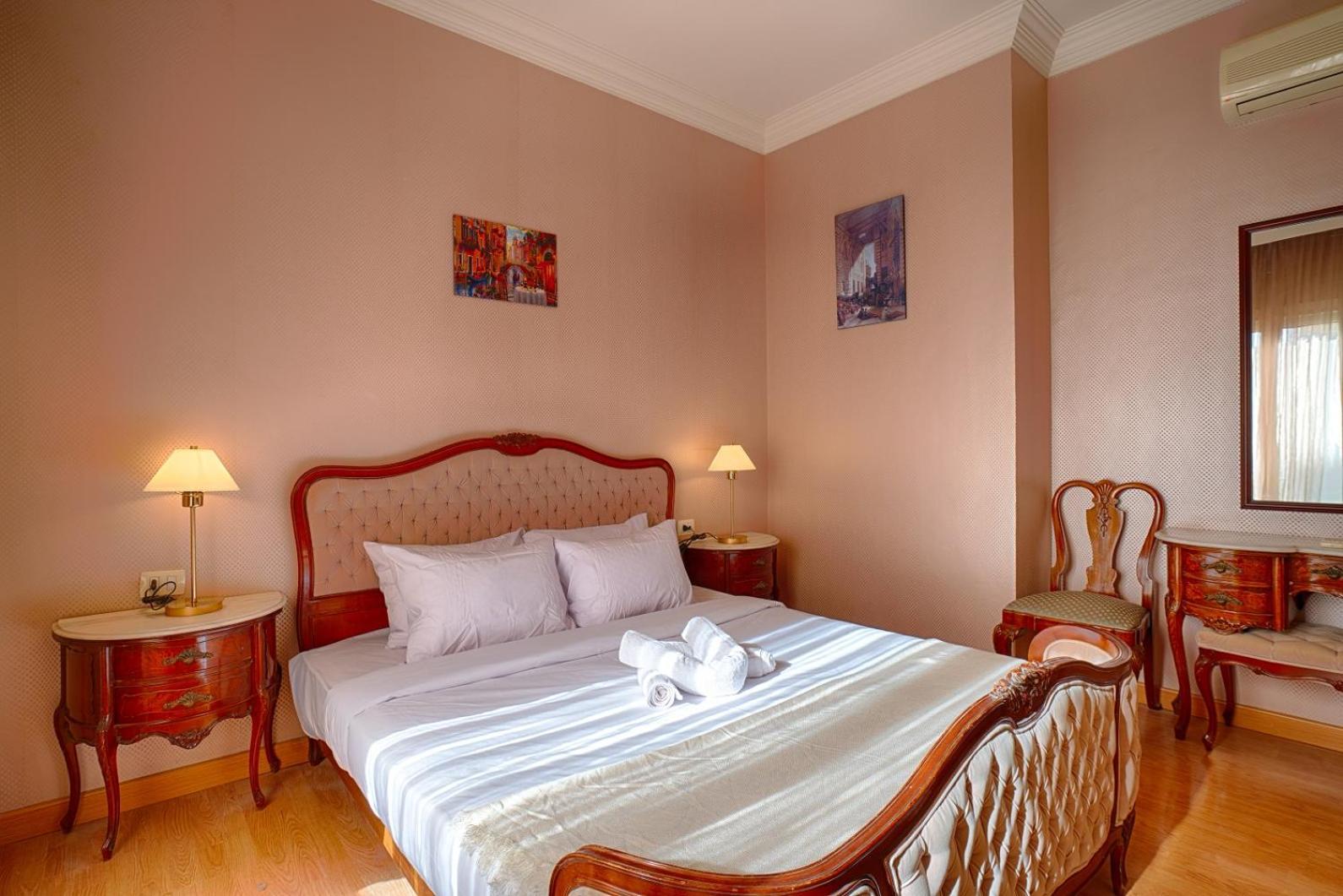 The Residential Near Auc By Elegant Apartment