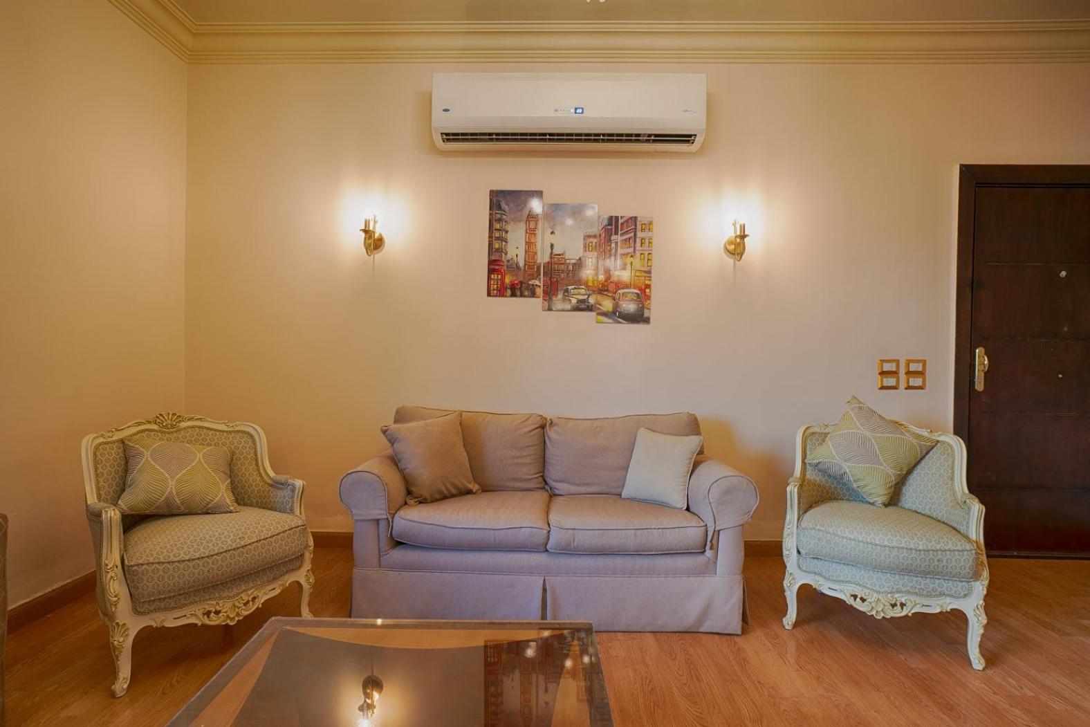 The Residential Near Auc By Elegant