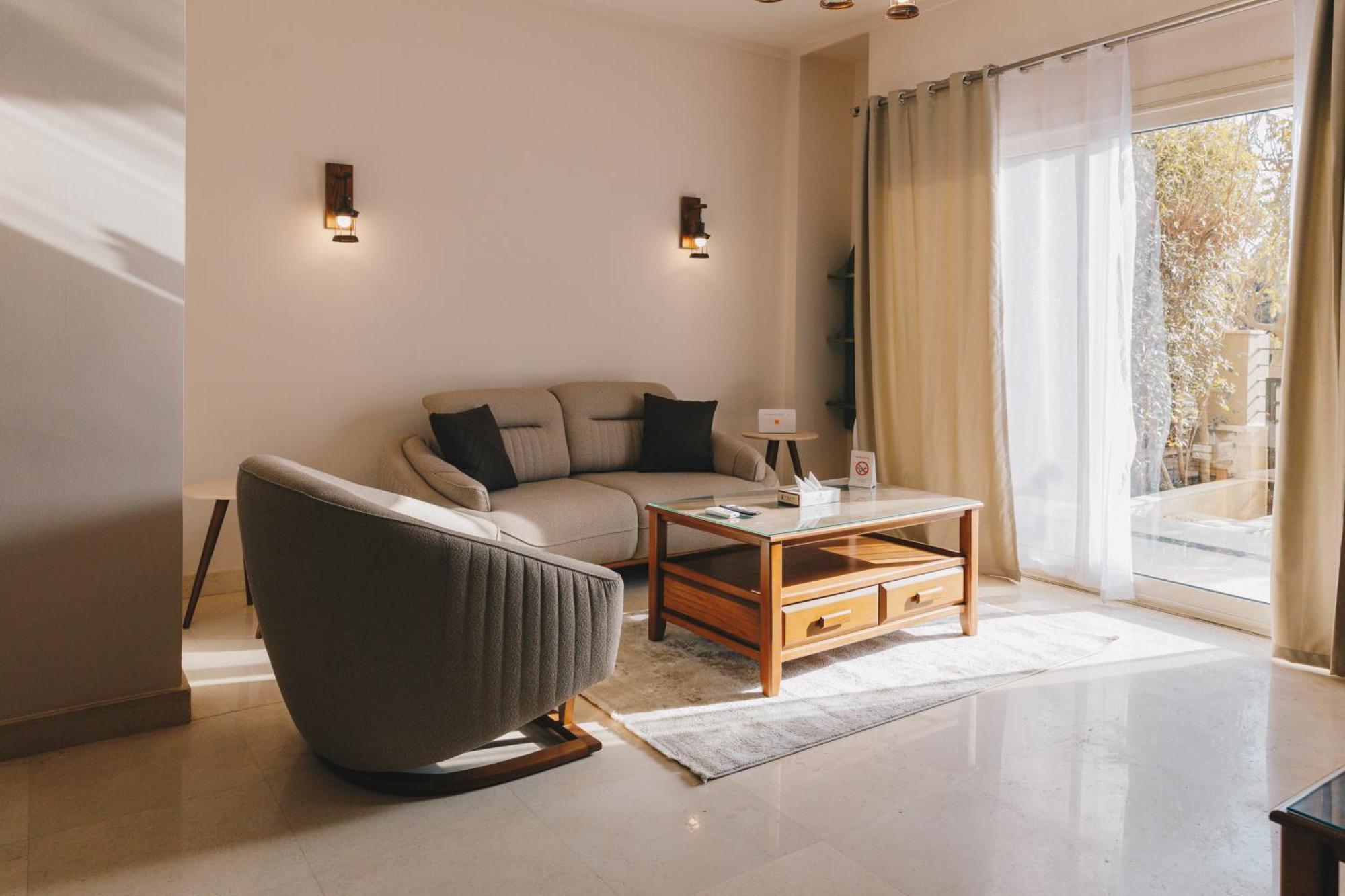 The Residential Near Auc By Elegant Apartment Cairo